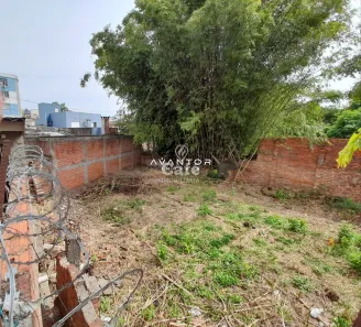 Terreno / Lote / Condomínio à venda, 727m² no Centro, Santa Maria