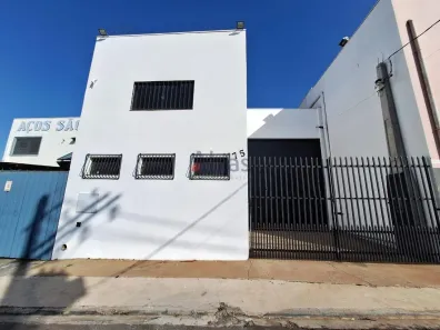 Galpão / Depósito / Armazém para alugar, 599m² no Parque São José, São Carlos