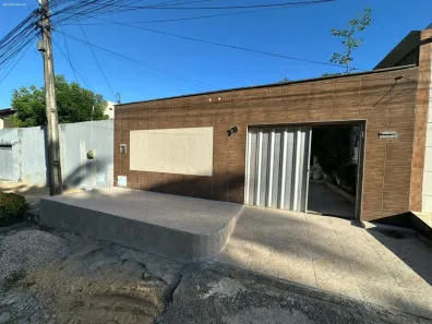 Casa com 3 Quartos para alugar, 120m² no Tabapuá, Caucaia