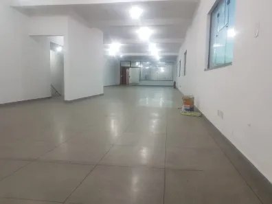 Prédio Inteiro para venda ou aluguel, 811m² no Jardim Vitória, Arujá
