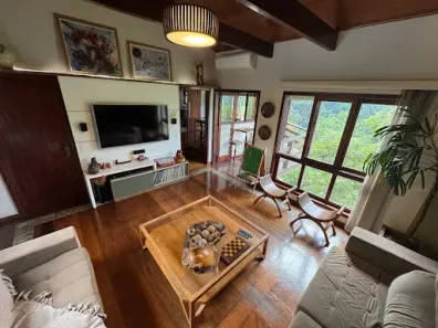 Casa de Condomínio com 3 Quartos para venda ou aluguel, 233m² no Itaipu, Niterói