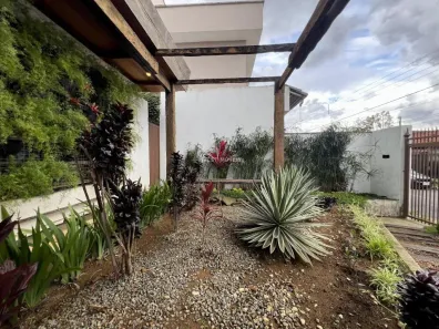 Casa com 2 Quartos à venda, 140m² no Alto dos Pinheiros, Juiz de Fora