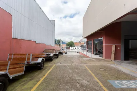 Prédio Inteiro à venda, 298m² no Boqueirão, Curitiba