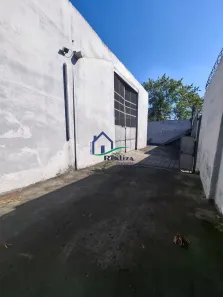 Galpão / Depósito / Armazém para alugar, 600m² no Laranjal, São Gonçalo