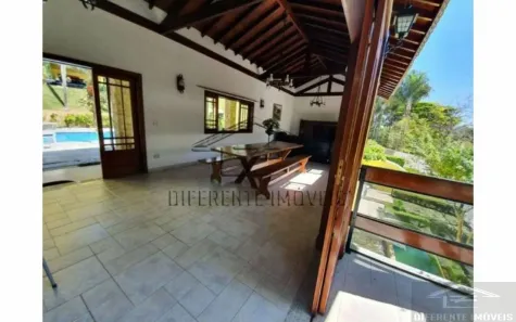 Sobrado com 6 Quartos para venda ou aluguel, 980m² no Arujá 5, Arujá