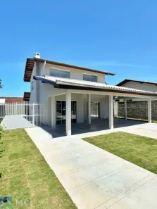 Sobrado com 3 Quartos à venda, 220m² no Do Ubatuba, São Francisco do Sul