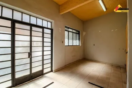 Loja / Salão / Ponto Comercial à venda, 26m² no Centro, Divinópolis