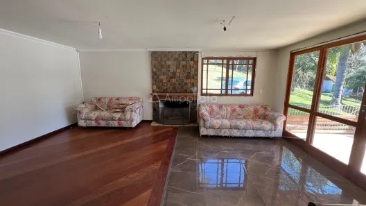 Fazenda / Sítio / Chácara com 3 Quartos para alugar, 161m² no Jardim da Colina, Campina Grande do Sul