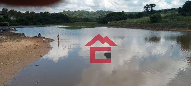 Fazenda / Sítio / Chácara com 4 Quartos à venda, 600m² no , Mairinque