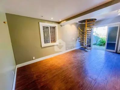 Casa com 3 Quartos à venda, 143m² no Castelanea, Petrópolis