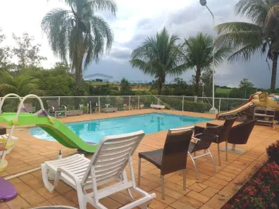 Casa de Condomínio com 3 Quartos para venda ou aluguel, 1000m² no Itapecerica, Salto