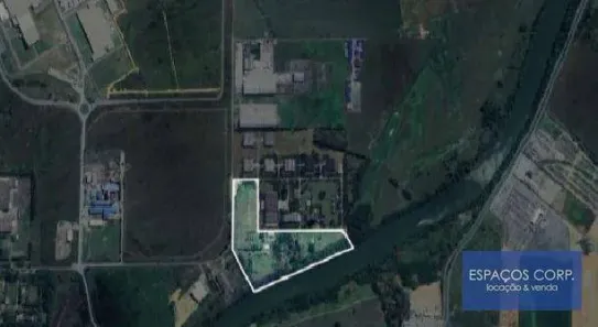 Galpão / Depósito / Armazém à venda, 2500m² no Parque Embaixador, Resende