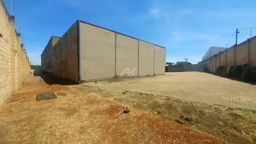 Galpão / Depósito / Armazém à venda, 2331m² no Parque Bom Retiro, Paulínia