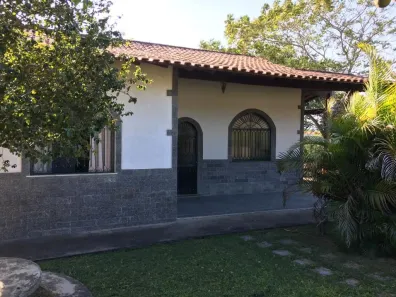 Casa com 2 Quartos à venda, 150m² no Novo Horizonte, Araruama