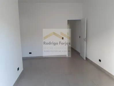 Casa com 3 Quartos à venda, 102m² no Centro, Araçariguama