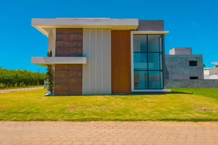 Casa de Condomínio com 4 Quartos à venda, 192m² no Guarajuba (Monte Gordo), Camaçari