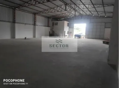Galpão / Depósito / Armazém à venda, 950m² no Guaraituba, Colombo