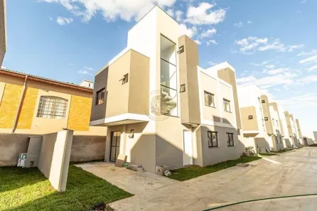 Casa de Condomínio com 3 Quartos à venda, 105m² no Uberaba, Curitiba