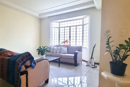 Casa de Condomínio com 3 Quartos à venda, 250m² no Zona 08, Maringá