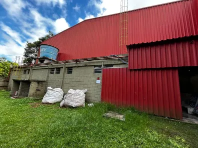 Galpão / Depósito / Armazém à venda, 3360m² no Vila Sul Americana, Carapicuíba