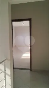 Conjunto Comercial / Sala para alugar, 33m² no Taboão, Diadema