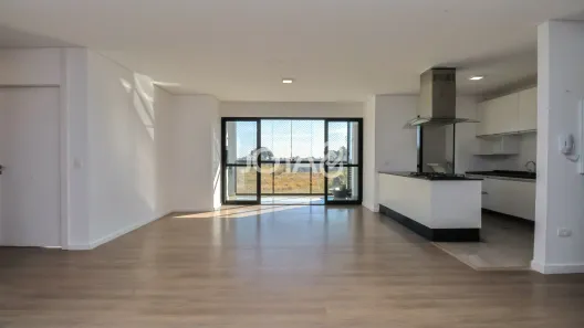 Apartamento com 2 Quartos para alugar, 110m² no Santo Inácio, Curitiba