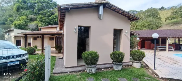 Fazenda / Sítio / Chácara com 7 Quartos à venda, 600m² no Centro, Cachoeiras de Macacu