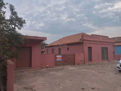 Loja / Salão / Ponto Comercial com 3 Quartos à venda, 18000m² no Parque Turf Club, Campos dos Goytacazes
