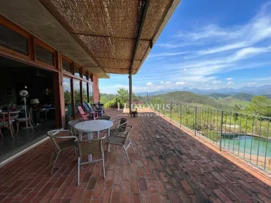 Fazenda / Sítio / Chácara com 5 Quartos à venda, 550m² no Pedro do Rio, Petrópolis