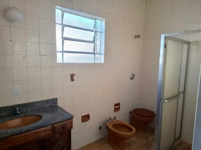 Casa com 2 Quartos para alugar, 100m² no Valparaíso, Petrópolis