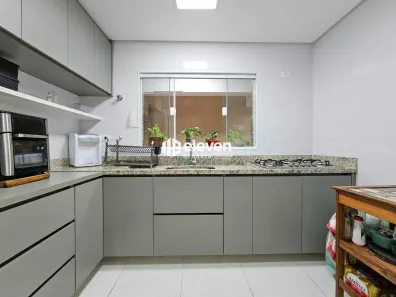 Fazenda / Sítio / Chácara com 3 Quartos à venda, 129m² no Campo Grande, Santos