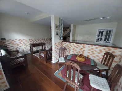 Casa de Condomínio com 2 Quartos à venda, 77m² no Bom Retiro, Teresópolis