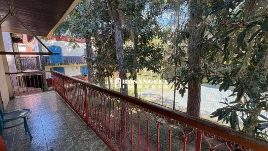 Casa de Condomínio com 4 Quartos para venda ou aluguel, 174m² no Alto, Teresópolis