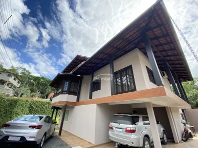 Casa com 3 Quartos à venda, 261m² no Badenfurt, Blumenau