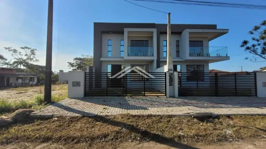 Sobrado com 3 Quartos à venda, 109m² no Barra do Saí, Itapoá