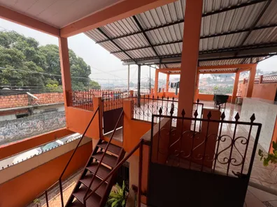 Casa com 5 Quartos à venda, 187m² no Japiim, Manaus