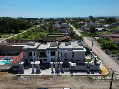 Casa de Condomínio com 2 Quartos à venda, 84m² no Barra do Saí, Itapoá