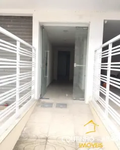 Casa com 2 Quartos para alugar, 75m² no Bacaxá (Bacaxá), Saquarema