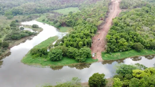 Terreno / Lote / Condomínio à venda, 2500m² no Paranoá Parque, Brasília