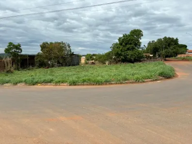 Terreno / Lote / Condomínio à venda, 779m² no JARDIM GARAVELO SUL, Hidrolândia