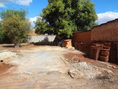 Terreno / Lote / Condomínio para alugar, 750m² no Jardim Europa (Vila Xavier), Araraquara