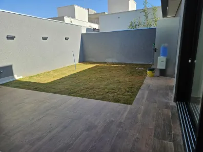 Casa de Condomínio com 4 Quartos para venda ou aluguel, 215m² no Park Way, Brasília