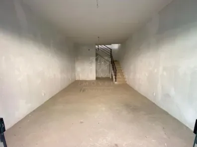 Loja / Salão / Ponto Comercial para alugar, 70m² no Parque Ipiranga, Resende
