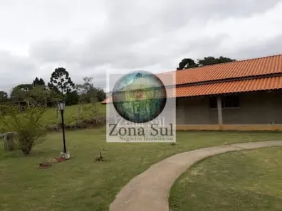 Fazenda / Sítio / Chácara com 2 Quartos à venda, 200m² no Carafá, Votorantim