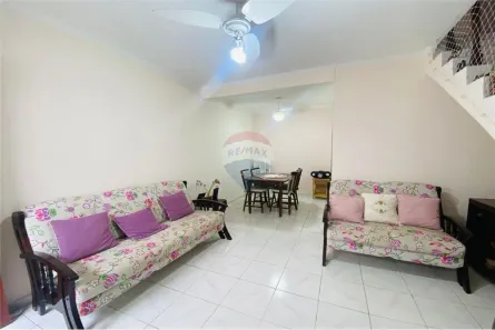 Casa de Condomínio com 2 Quartos para alugar, 65m² no Jardim Las Palmas, Guarujá