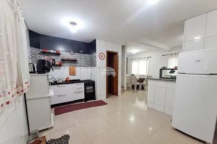 Sobrado com 3 Quartos à venda, 163m² no Guaraituba, Colombo
