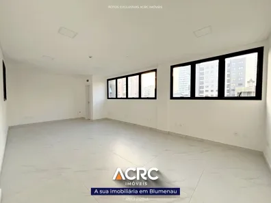 Conjunto Comercial / Sala para alugar, 38m² no Velha, Blumenau