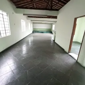 Loja / Salão / Ponto Comercial com 1 Quarto à venda, 200m² no Veneza, Ribeirão das Neves
