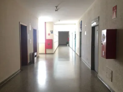 Conjunto Comercial / Sala à venda, 30m² no Centro, Juiz de Fora