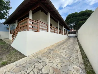Casa com 5 Quartos para alugar, 406m² no Centro, Quatro Barras